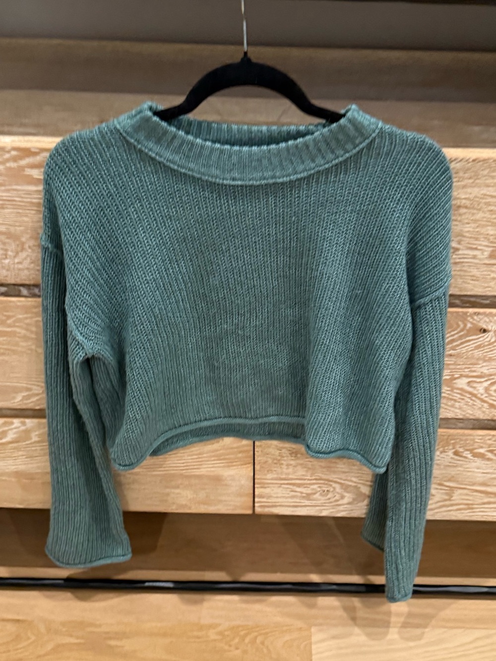 WILD FABLE Mint Green Cropped Ribbed Sweater — size S